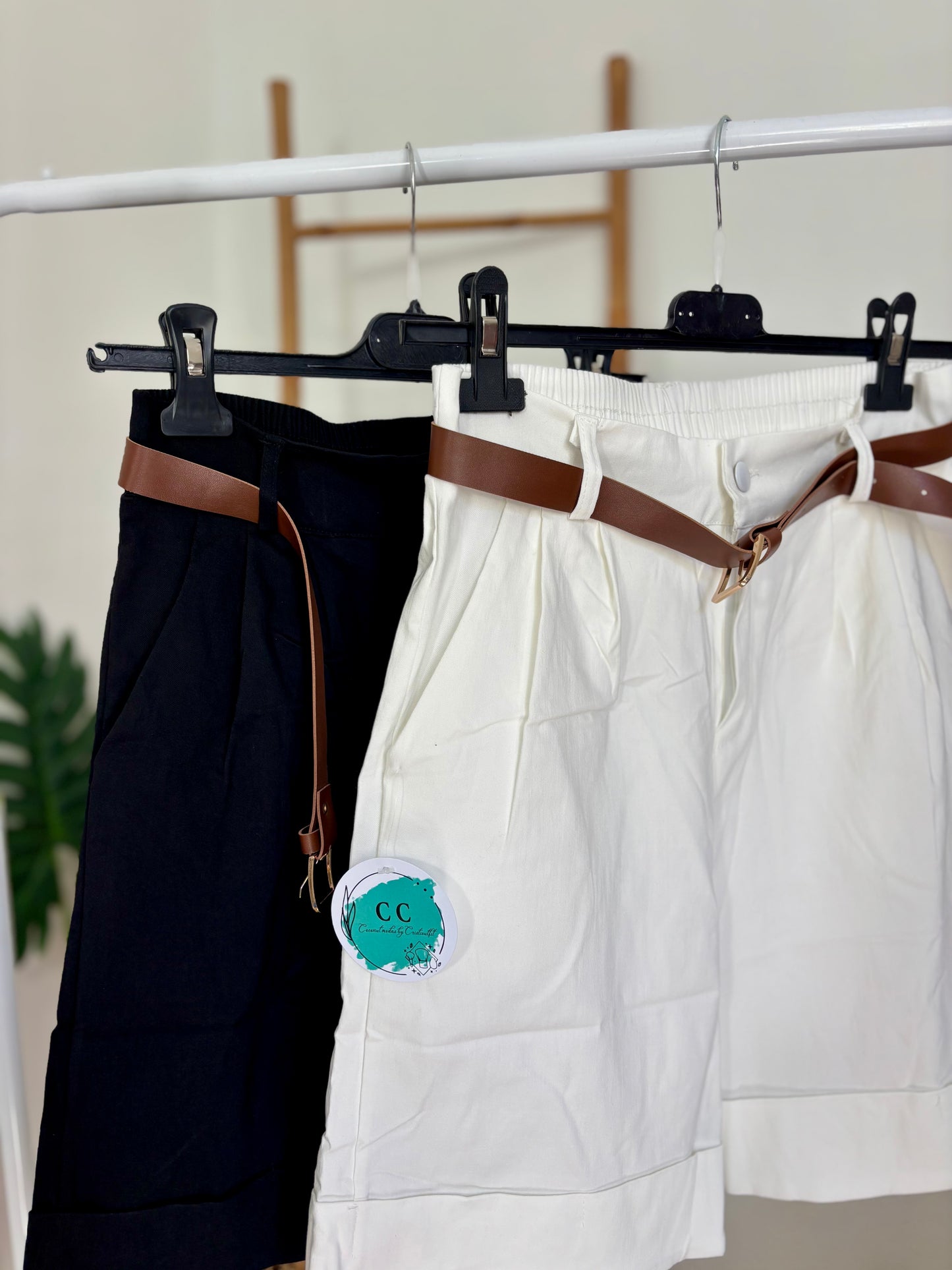 Pantalón Corto cinto